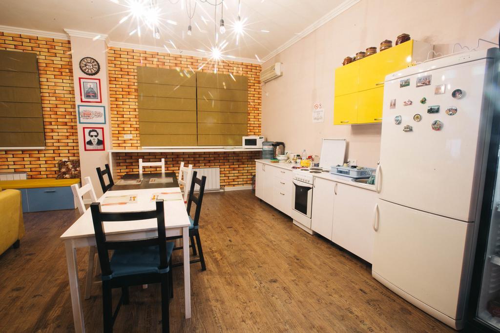 Hostel Nochleg Астана Екстериор снимка